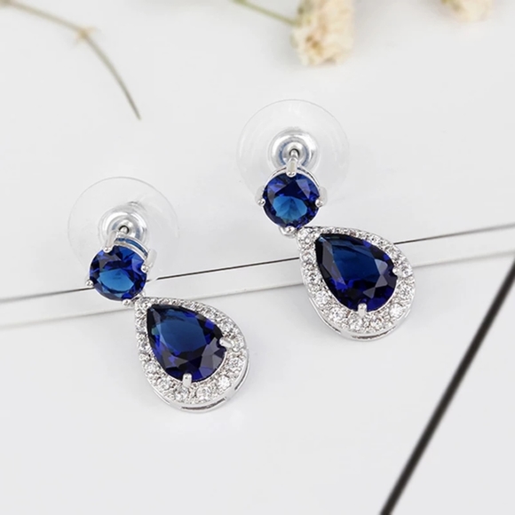 NEW 925 SILVER BLUE SAPPHIRE EARRINGS - Picture 2 of 3